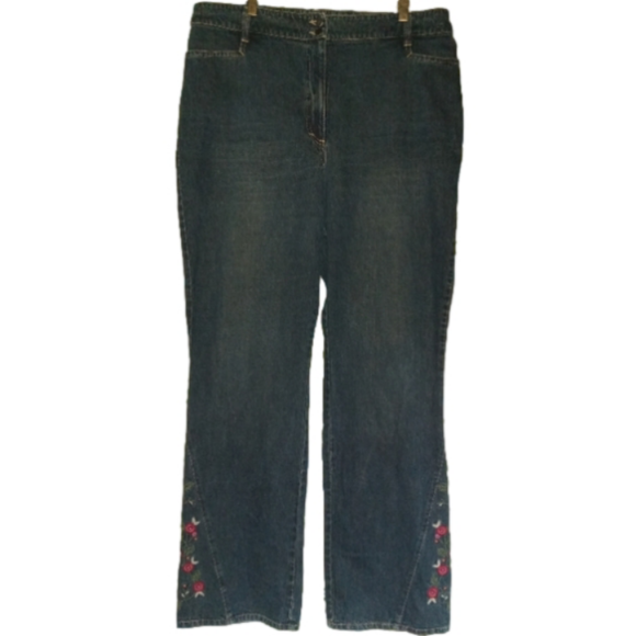 ST. JOHN'S BAY Sz 16T Women's Flare Bottom with Embroidered Flowers jeans VGUC - Picture 2 of 6